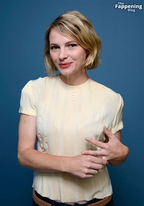 amy seimetz nude|Amy Seimetz Nude Pics & Videos, Sex Tape < ANCENSORED